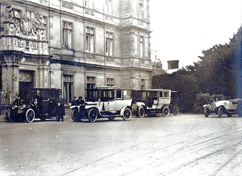 King George V, Queen Mary's Visit in the Downton Abbey Film Is Based on a  True Story